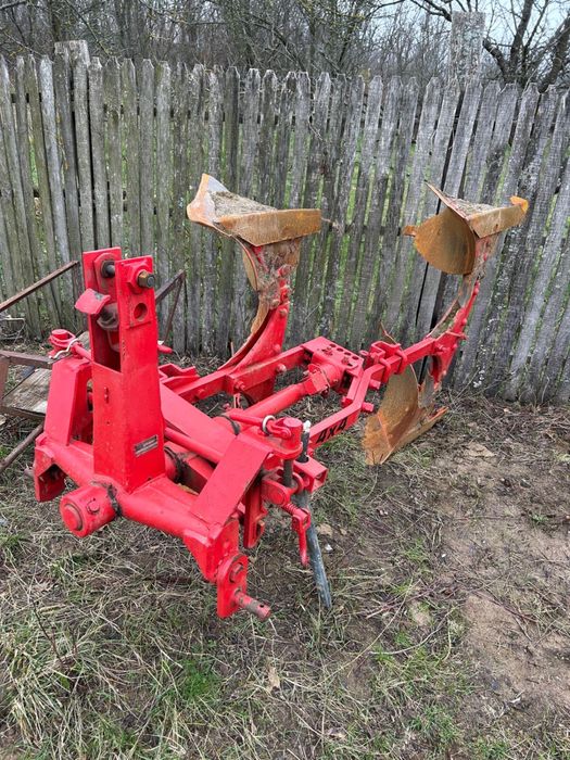 Vând plug doua brazde