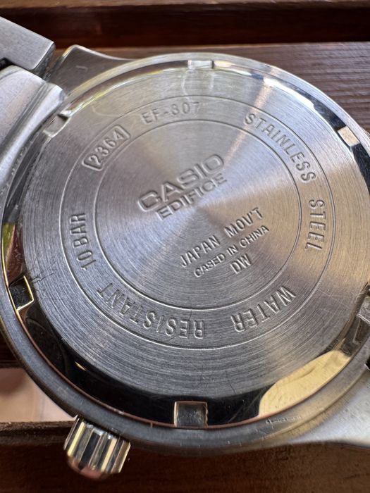 Часовник Casio Edifice