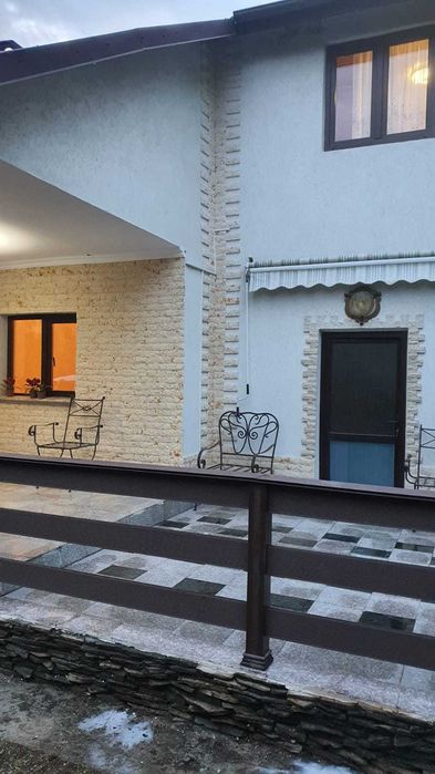 Vila  montana de  vanzare,complet mobilata