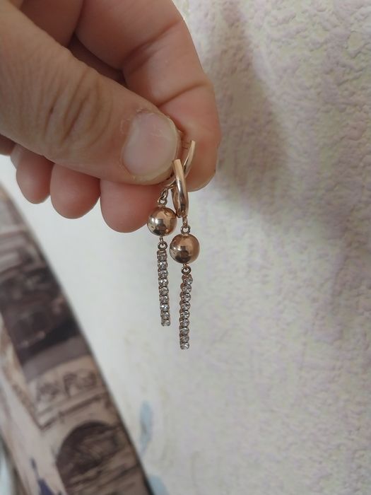 Продам золотые украшения