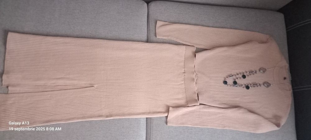 Set compleu și cizme dama mărime 39