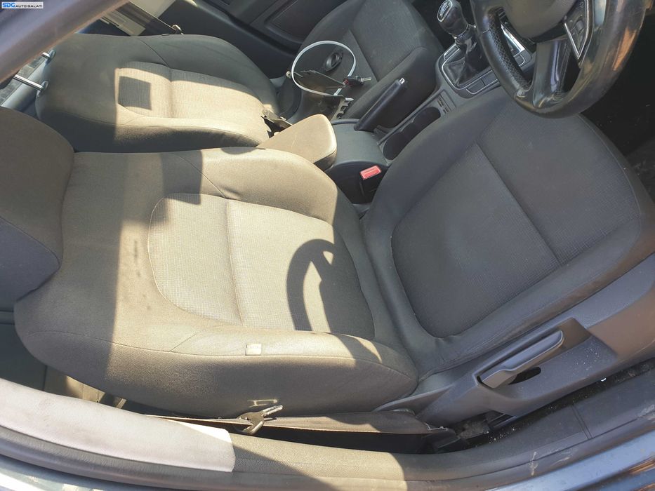 Scaun Dreapta Textil Manual Fara Incalzire Skoda Superb 2 2008 - 2015 [K4554] [K4555]