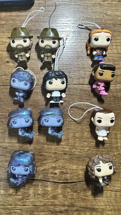 Продам фигурки киндер джой ОСД