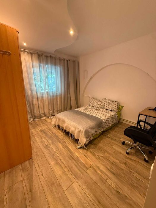 Apartament decomandat 3 camere de închiriat - Spitalul Județean Constanța | 2 băi | Prima închiriere după renovare