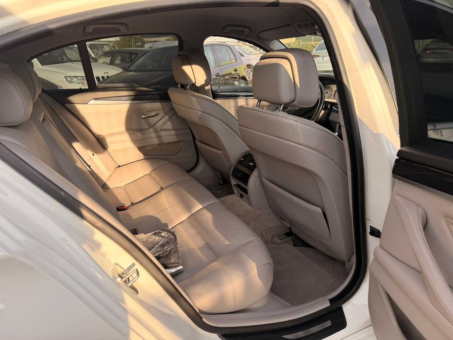 BMW 5 Series 2013 — imagine 5