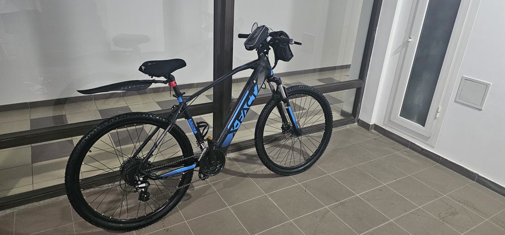 Vand Bicicleta Electrica foarte putin utilizata - 90 km 

Autonomie pa