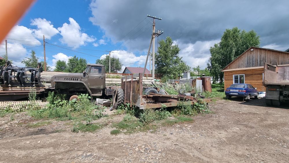 Продаю УРАЛ 4320