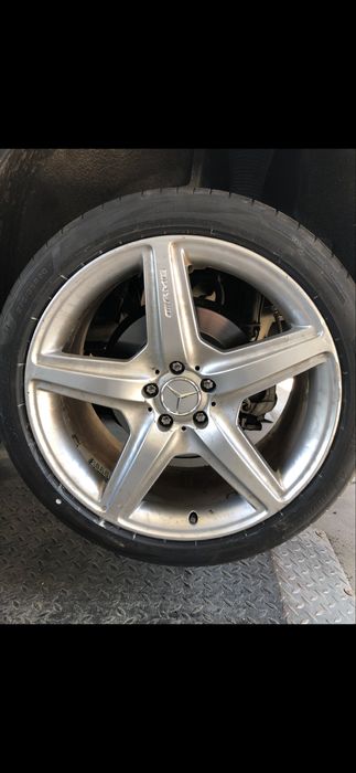 275/35/20 Bridgestone