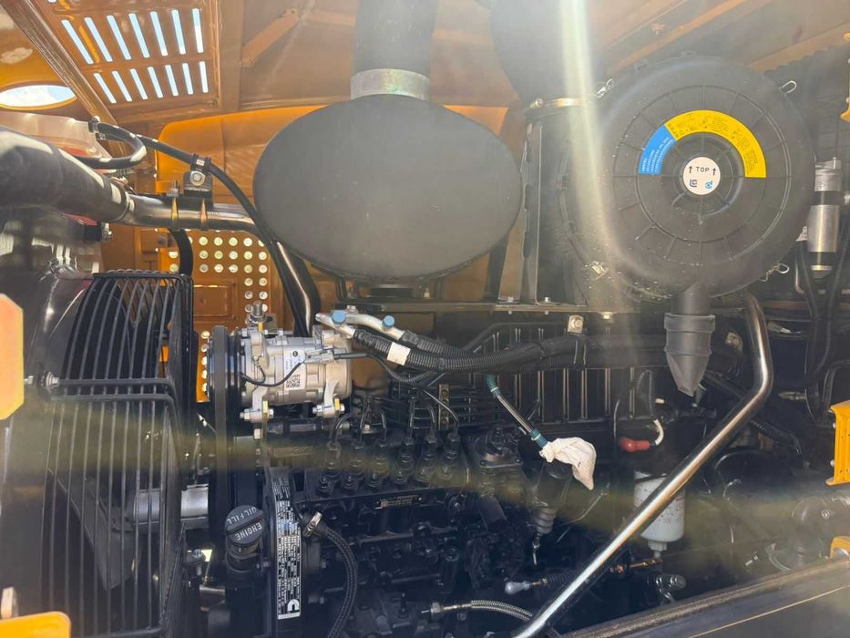 Фронтальный погрузчик LIU GONG 855