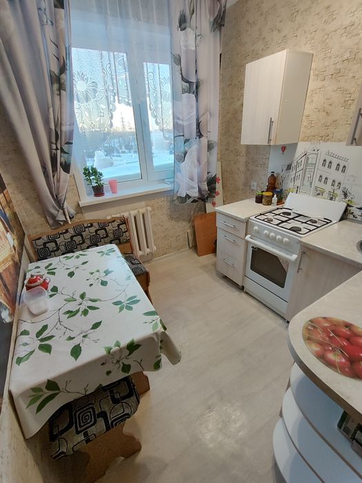 Продается 2-комн (5-22, 3 эт)