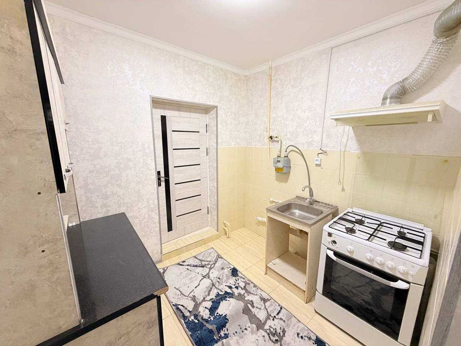 Продаётся 2х передел в 3х комн квартира на 1 этаже Горгаз Кафе Бахор