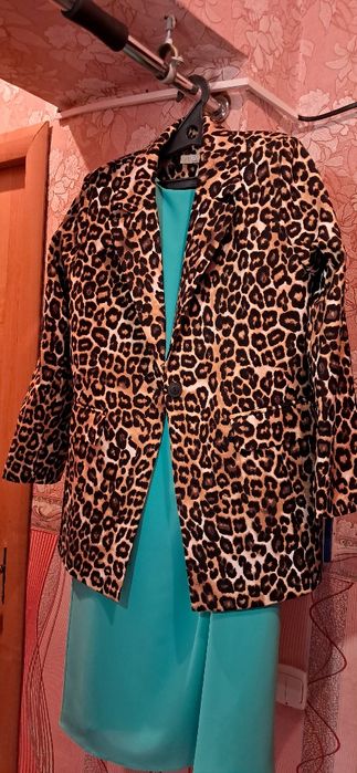 Той көйлектерін сатамын