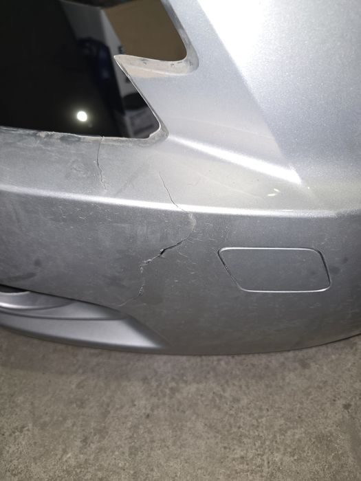 Продам бампер оригинальный Chevrolet Cobalt