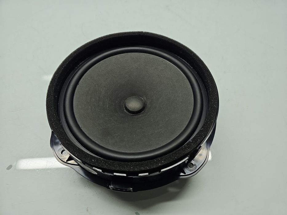 Boxa stanga fata AUDI Q2 (GAB) [ Fabr 2016-prezent] 8V0035415C