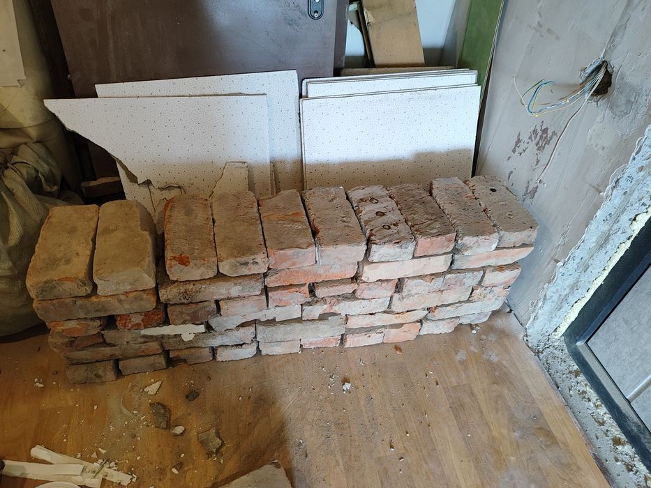Продам кирпич Б/у