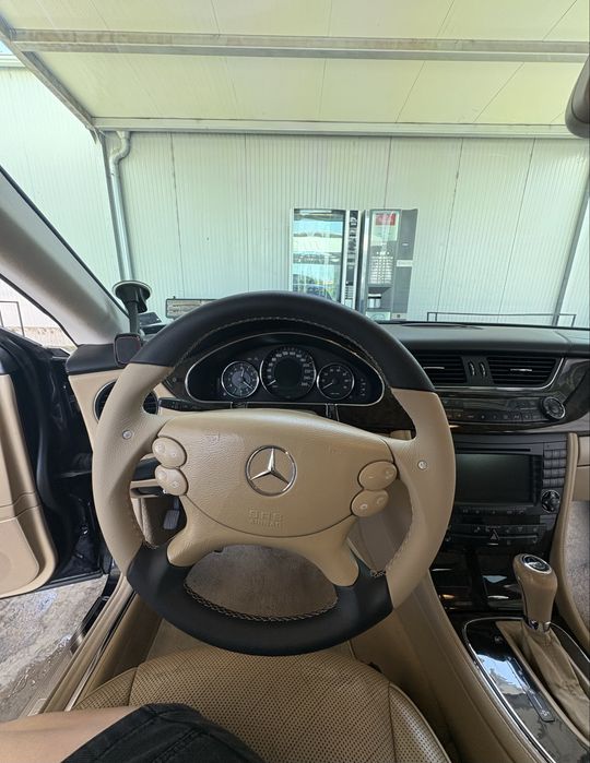 Mercedes CLS 500 M113 Face