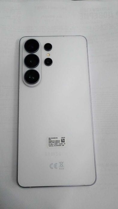 Samsung galaxy s26 ultra 256гб.