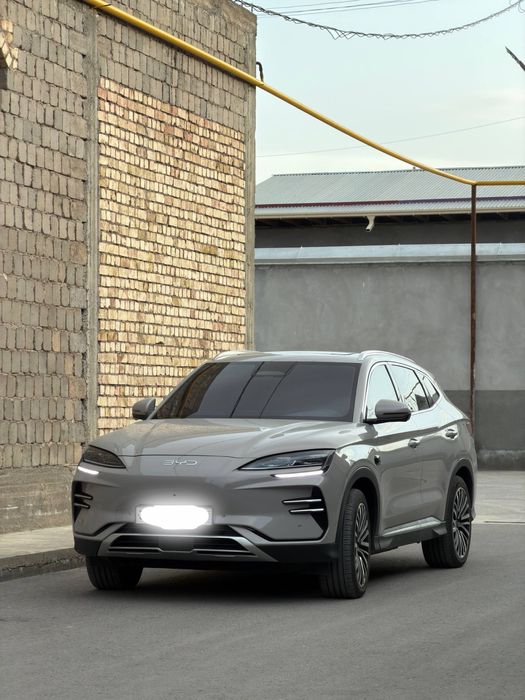 Продаётся BYD Champion smart 605km 2025