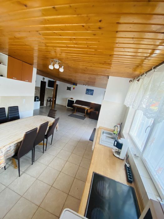 Inchiriez cabana / Cabana Robert Valea Avrigului cu CIUBAR