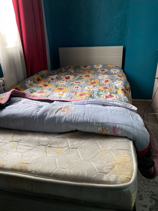 Односпальная кровать