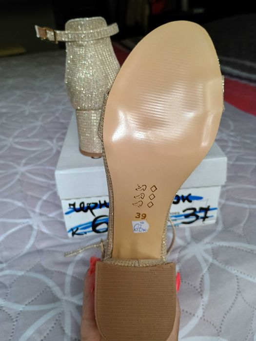 Официални сандали