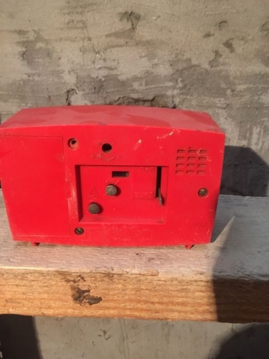 Часы настольные и часы календарь