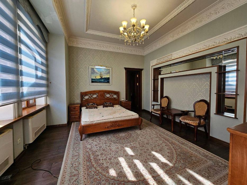 Урикзор (Учтепа тумани)  6 сотих 9 хона Евроремонт