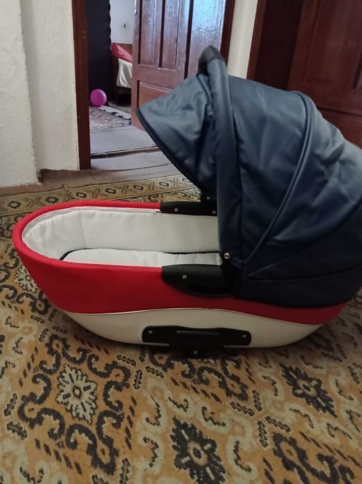 Комбинирана детска количка 3в1