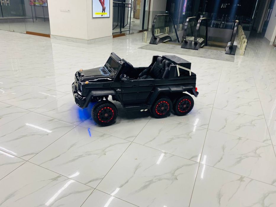 Детский электромобиль