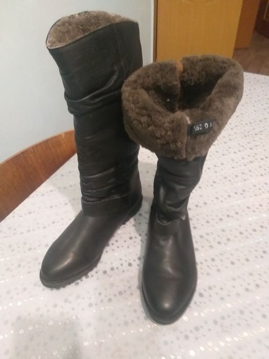 Женские зимние сапоги