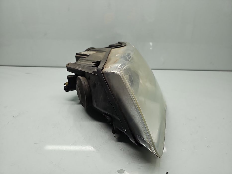 Far stanga Volkswagen Touareg (7LA, 7L6) [Fabr 2003-2010] R-line 7L694