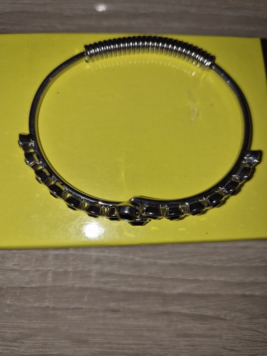 Браслет с кристаллами Swarovski