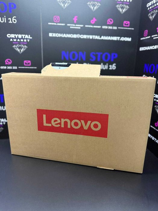 Laptop Lenovo IdeaPad Slim 3 - Ryzen 8840HS