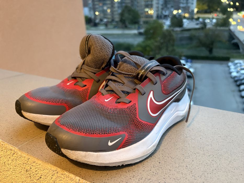 Лека маратонки за спорт 38 номер nike