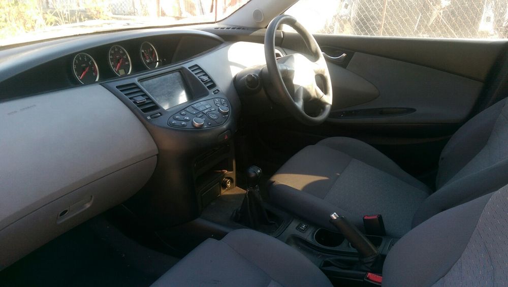 нисан примиера 1.8 i nissan primera 1.8i само на части