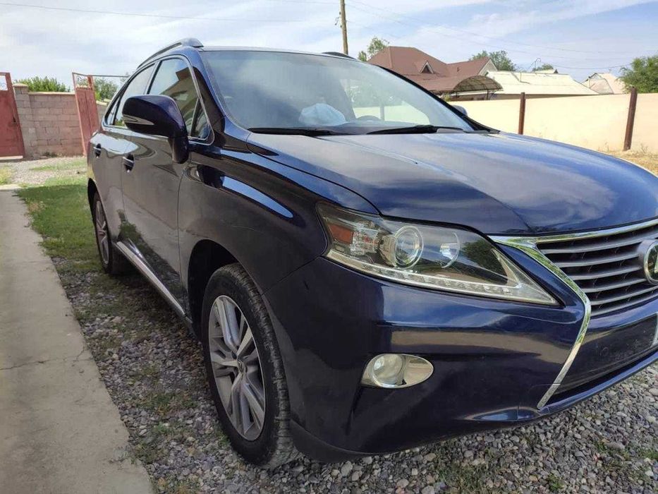 Машина Lexus RX 350