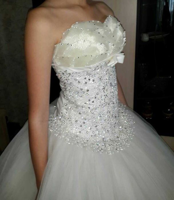 Платье свадебное