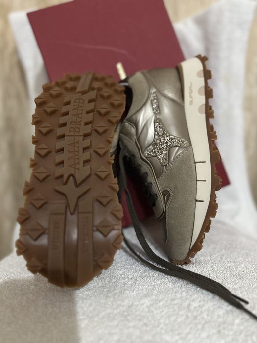 Дамски маратонки AMA BRAND 36 Номер