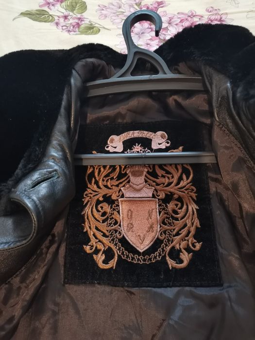 Продам кожаную куртку!