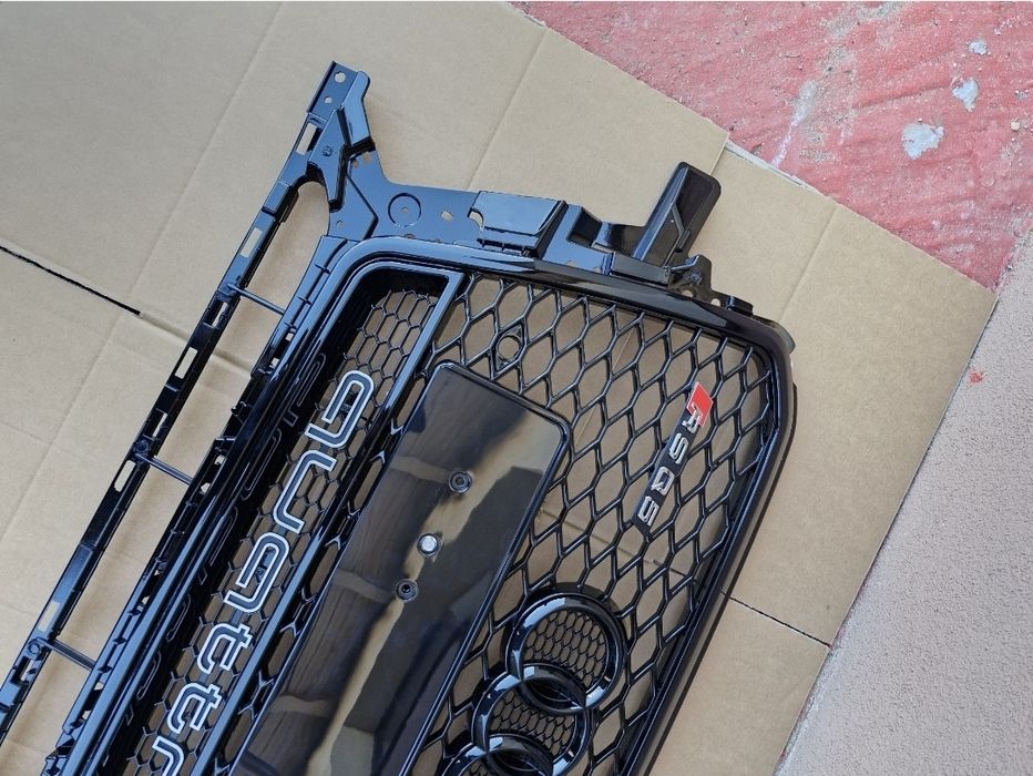 Grila centrala Audi Q5 facelift RS LOOK NOUA 2012-2016