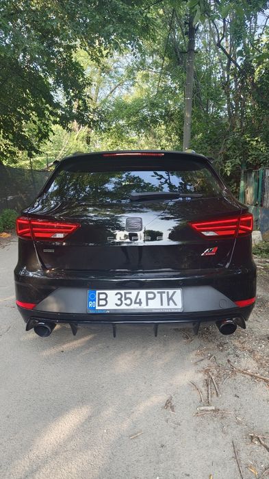 SEAT CUPRA ST 300  2018