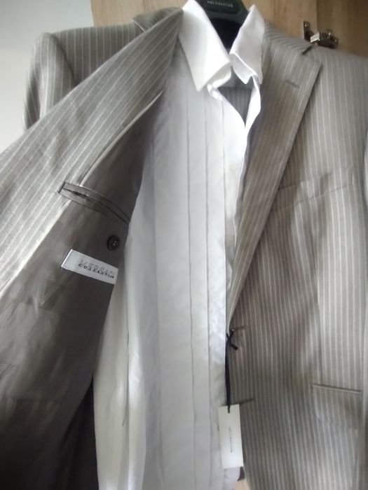 Vând costum bărbătesc Versace