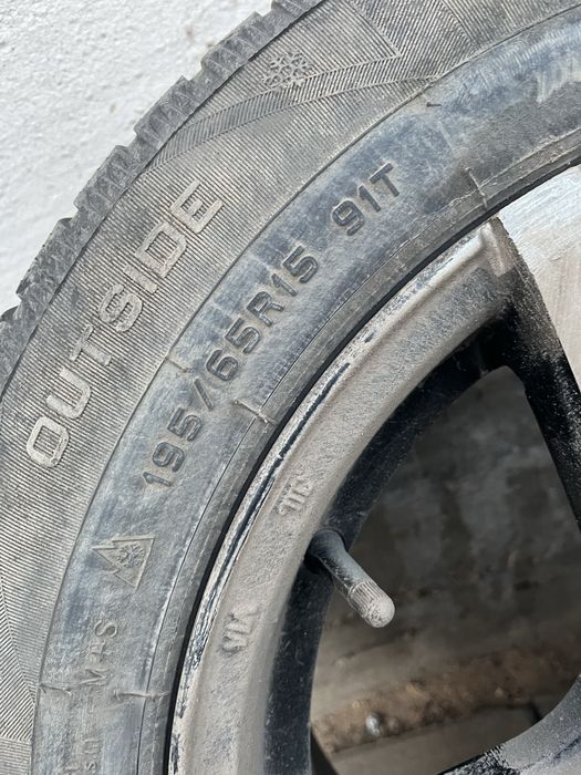 Продам шины липучка