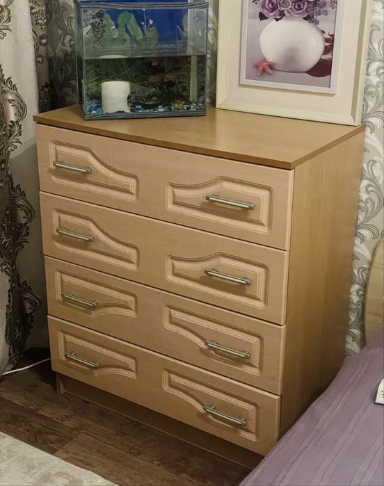 Комод в хорошем состоянии