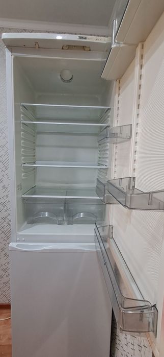 Продам холодильник