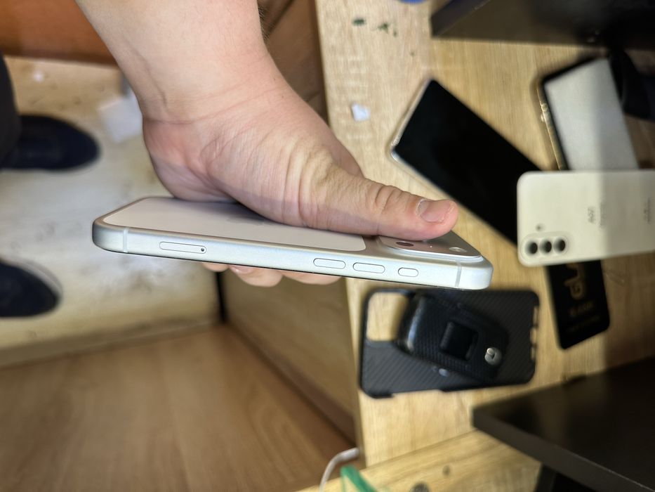 iPhone 17 pro  256 Gb 150 sikl