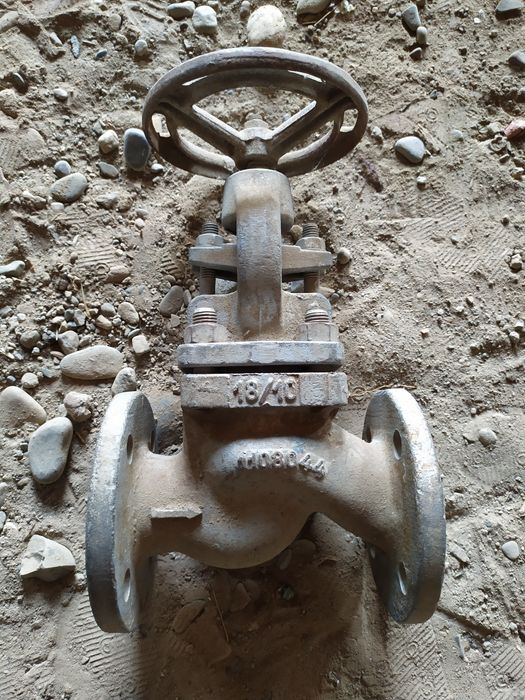 Кран компенсатор водяной