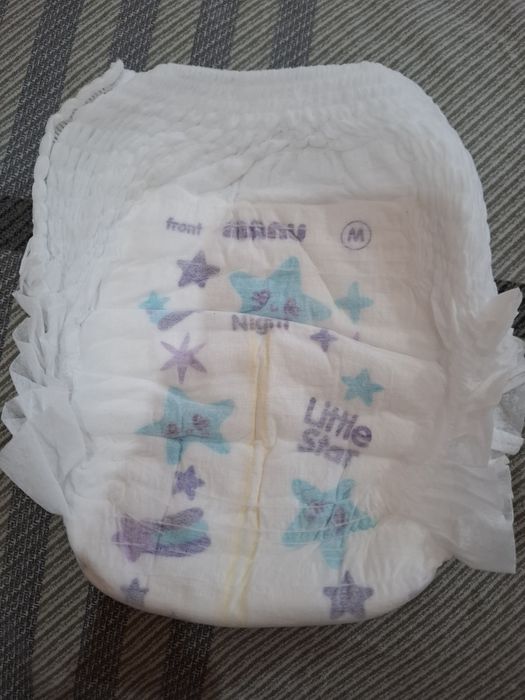Продаётся подгузники и трусики