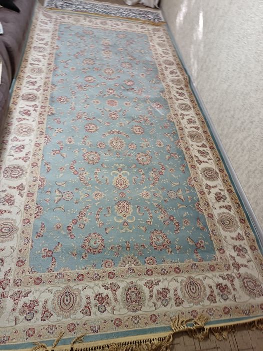 Продам ковер 2×4, г. Усть-Каменогорск