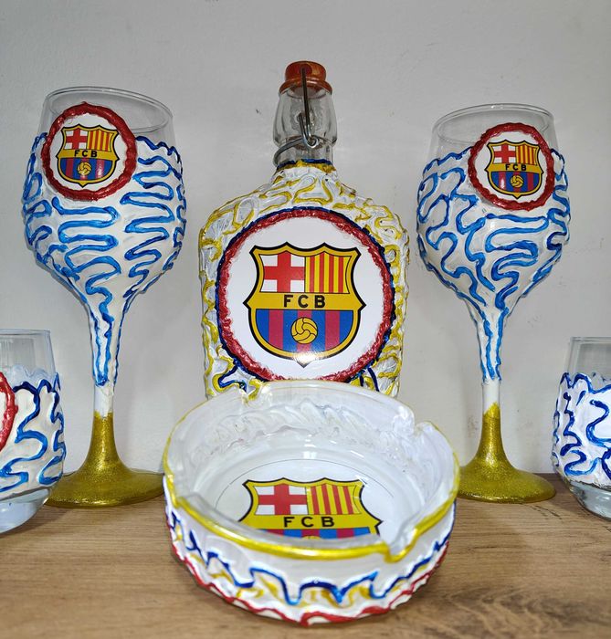 ТОП Подарък за фен на ФК „Барселона“ – бутилка - чаши - пепелник
